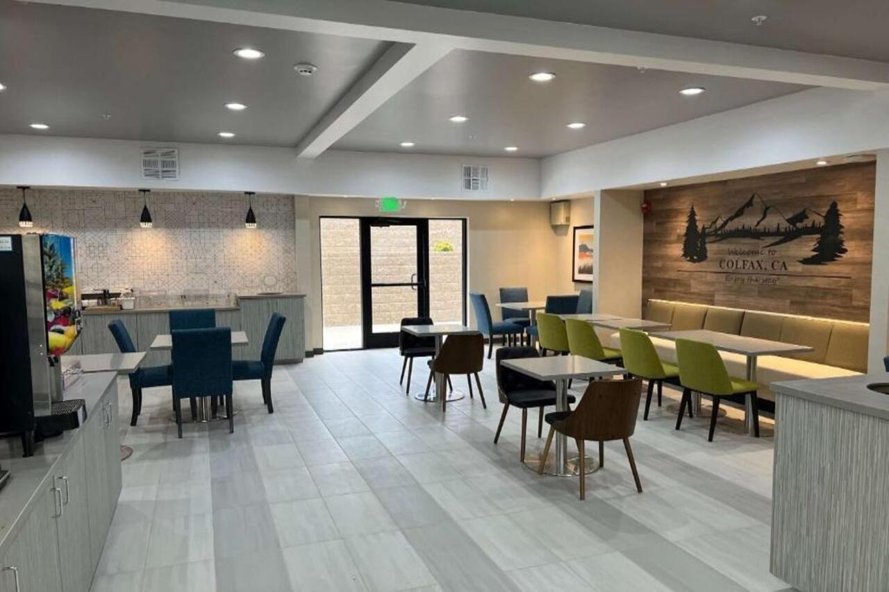 Best Western Colfax Екстериор снимка